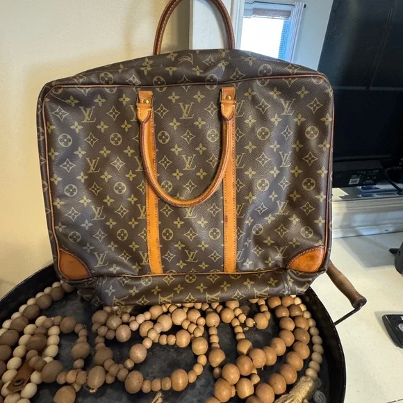 Authentic Louis Vuitton Sirius Monogram Double zipper soft suitcase Travel bag - Picture 2 of 6